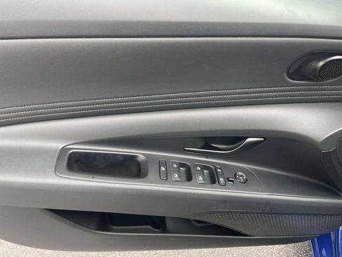 Certified 2025 Hyundai Elantra Sport FWD image 19