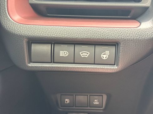 New 2026 Toyota Prius Plug-In Hybrid FWD image 29