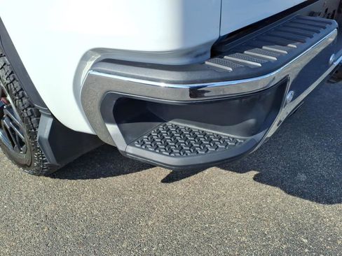 Used 2019 GMC Sierra 1500 SLT w/ SLT Premium Plus Package image 12