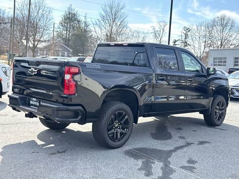 New 2026 Chevrolet Silverado 1500 LT Trail Boss w/ Dark Appearance Package image 9