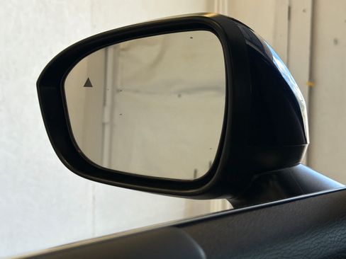 Used 2024 Mitsubishi Outlander SE FWD image 48