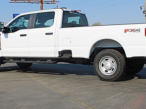 Used 2024 Ford F350 XL w/ FX4 Off-Road Package image 8