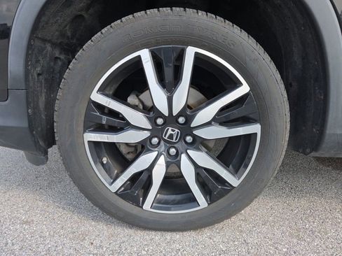 Used 2019 Honda Pilot Elite image 4