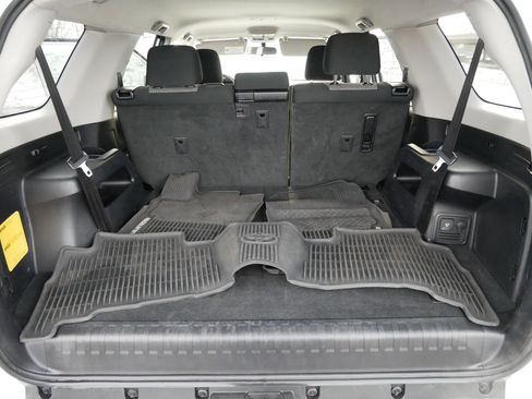 Used 2016 Toyota 4Runner SR5 image 18