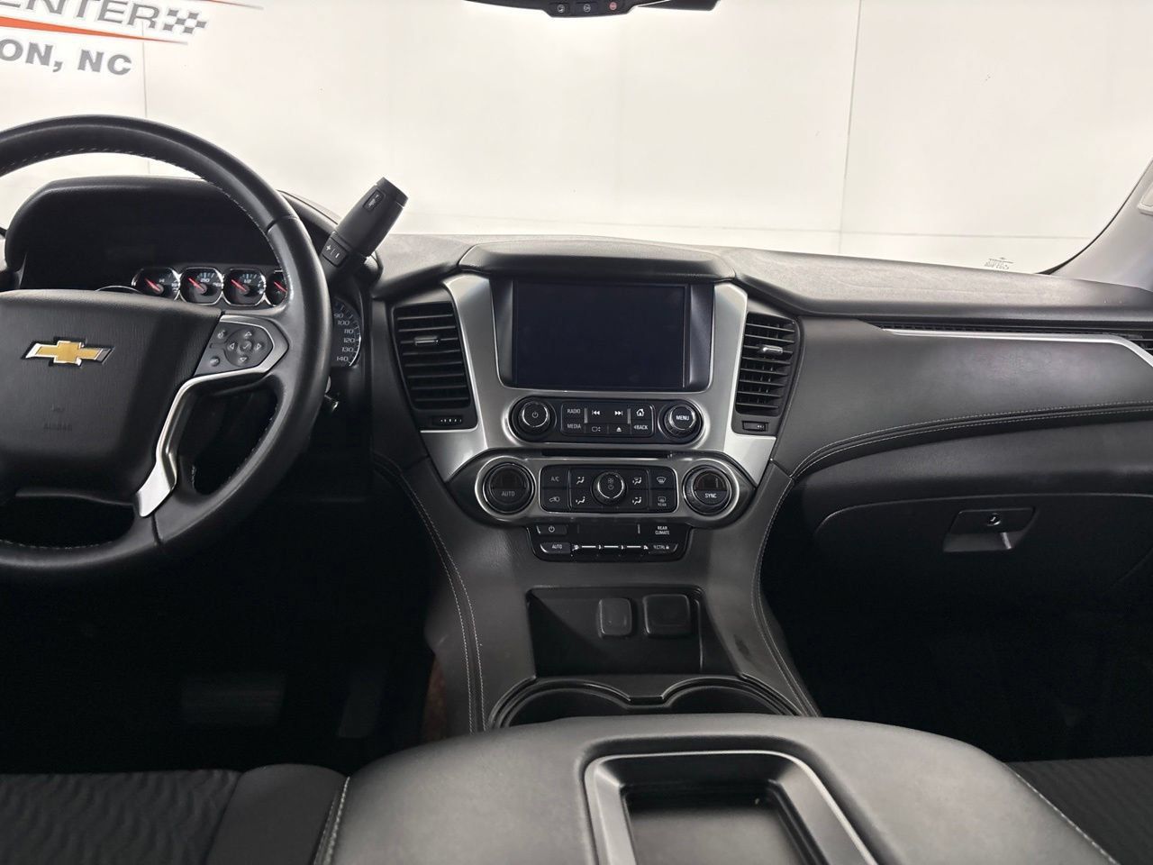 Used 2020 Chevrolet Tahoe LS w/ Enhanced Driver Alert Package AWD/4WD image 23