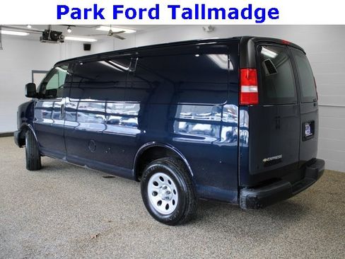 Used 2014 Chevrolet Express 1500 image 2