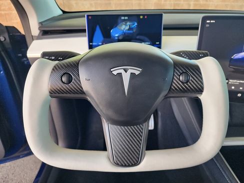 Used 2022 Tesla Model Y Performance AWD/4WD image 27