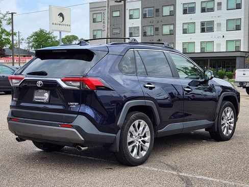 Used 2021 Toyota RAV4 Limited AWD/4WD image 9