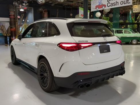 Used 2024 Mercedes-Benz GLC 43 AMG 4MATIC w/ AMG Night Package image 10