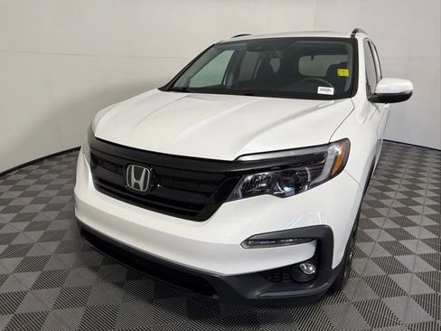 Used 2022 Honda Pilot Special Edition image 2