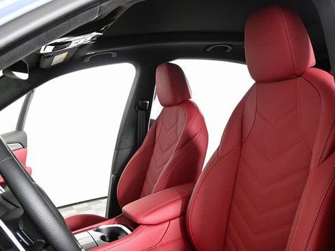 New 2025 Maserati Grecale GT AWD/4WD image 2
