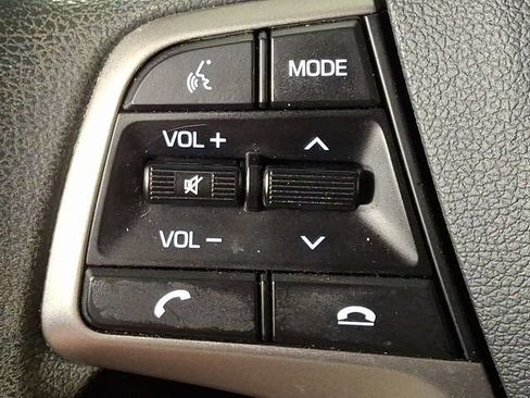 Used 2022 Hyundai Accent SEL FWD image 20