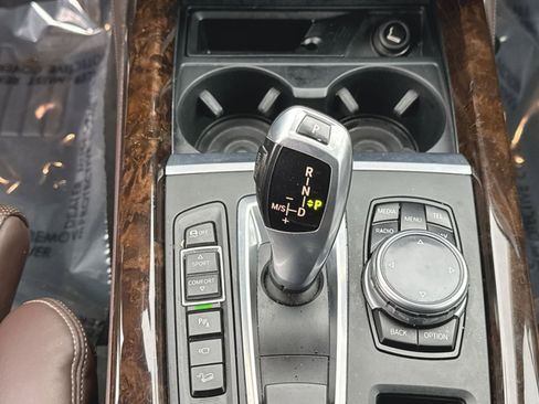 Used 2014 BMW X5 xDrive35d image 23