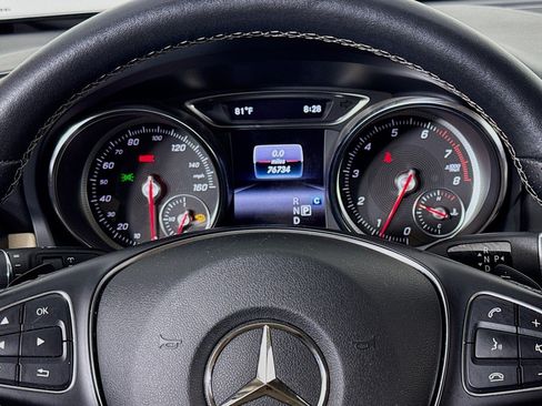 Certified 2019 Mercedes-Benz GLA 250 image 18