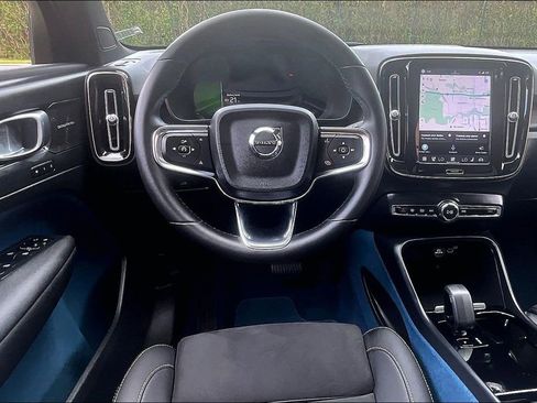 Used 2023 Volvo C40 P8 Recharge Ultimate AWD/4WD image 7