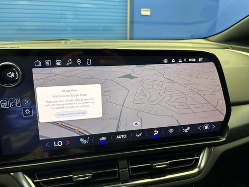 New 2026 Chevrolet Equinox EV LT w/ Comfort Package image 19