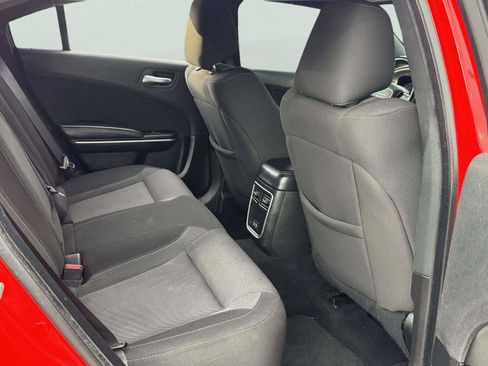 Used 2022 Dodge Charger SXT RWD image 41
