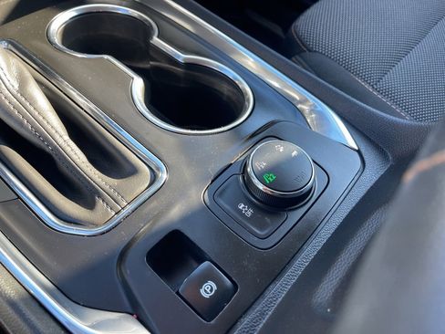 Used 2018 Chevrolet Traverse LT w/ LPO, Floor Liner Package image 29