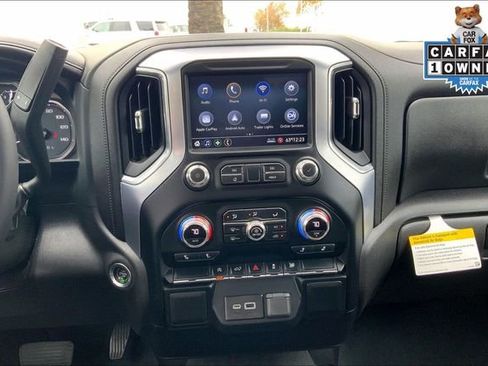 Used 2022 GMC Sierra 1500 SLE image 6