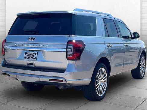 Used 2023 Ford Expedition Platinum AWD/4WD image 14