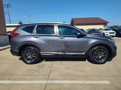 Used 2017 Honda CR-V Touring image 3
