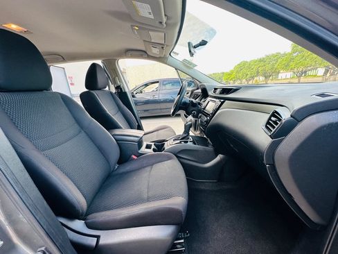 Used 2019 Nissan Rogue Sport S FWD image 25