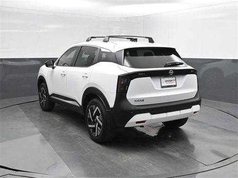 New 2026 Nissan Kicks SV w/ SV Premium Package image 5