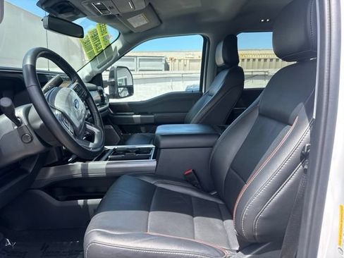 Used 2024 Ford F250 Lariat AWD/4WD image 9