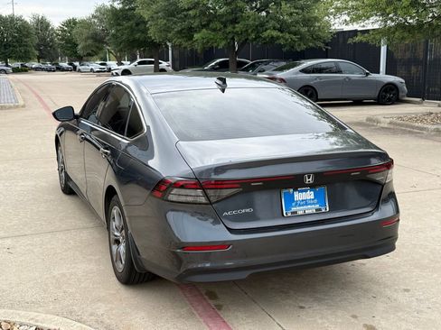 Used 2023 Honda Accord EX image 3