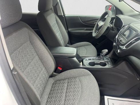 Used 2024 Chevrolet Equinox LT AWD/4WD image 15
