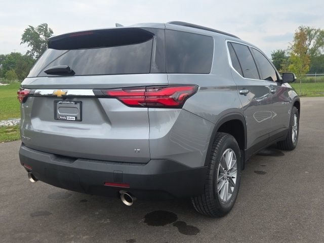 Used 2023 Chevrolet Traverse LT FWD image 7