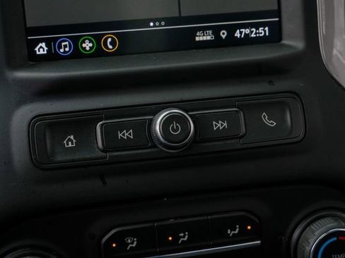 Used 2021 Chevrolet Silverado 2500 Custom w/ Custom Value Package image 46