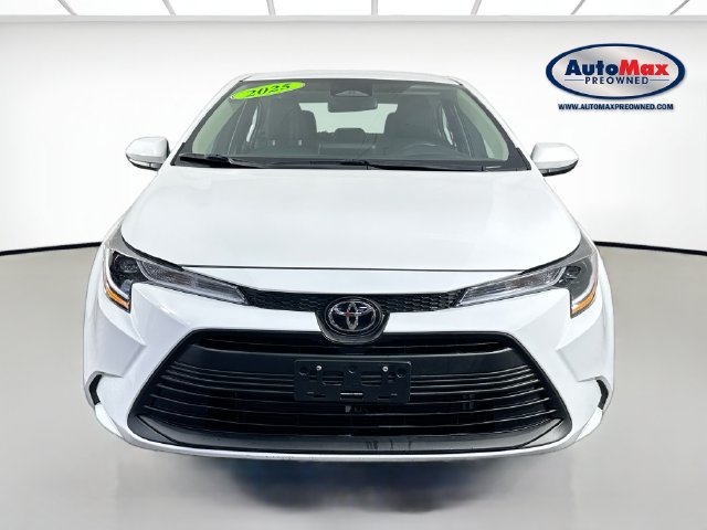 Used 2025 Toyota Corolla LE FWD image 6
