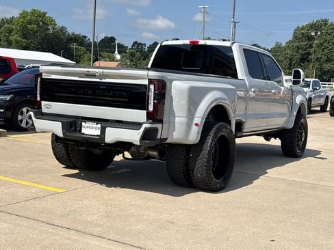 Used 2025 Ford F450 Platinum AWD/4WD image 3