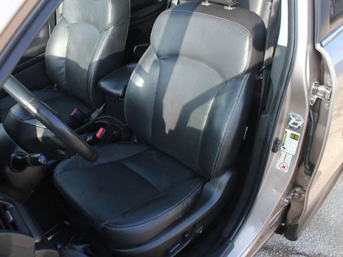 Used 2014 Subaru Forester 2.5i Limited w/ Popular Package #2 image 33