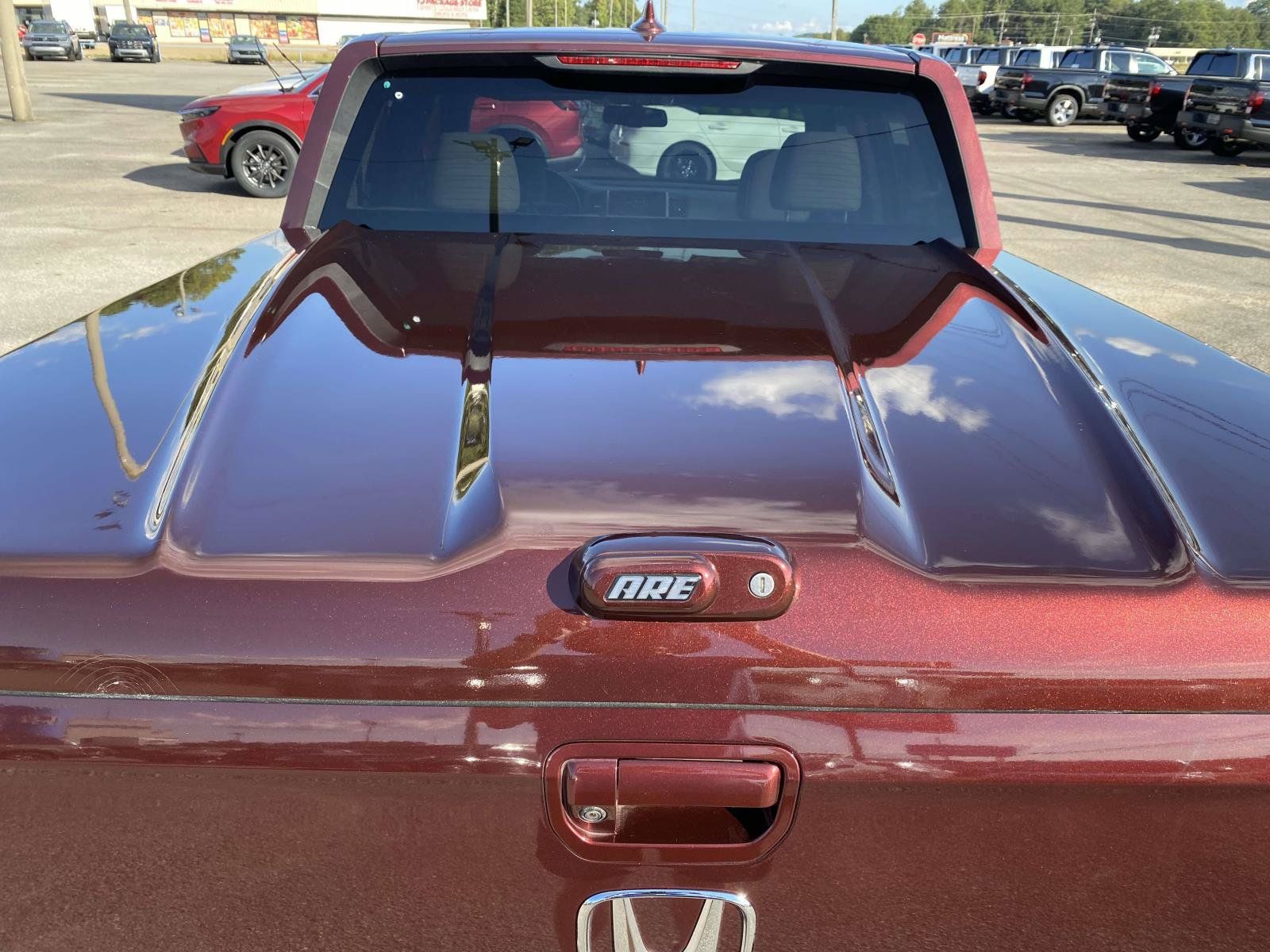 Used 2017 Honda Ridgeline RTL-T image 11