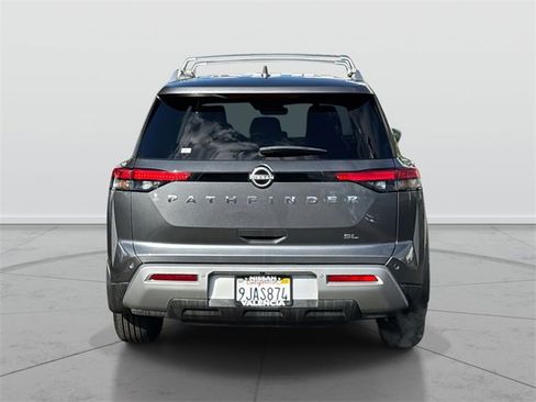 Certified 2024 Nissan Pathfinder SL image 4