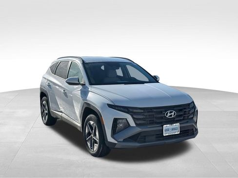 New 2026 Hyundai Tucson SEL image 1