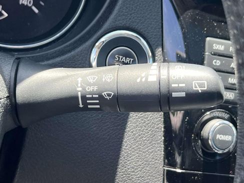 Used 2017 Nissan Rogue SL w/ SL Premium Package AWD/4WD image 24