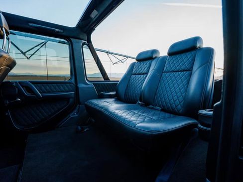 Used 2017 Mercedes-Benz G 550 Squared image 21