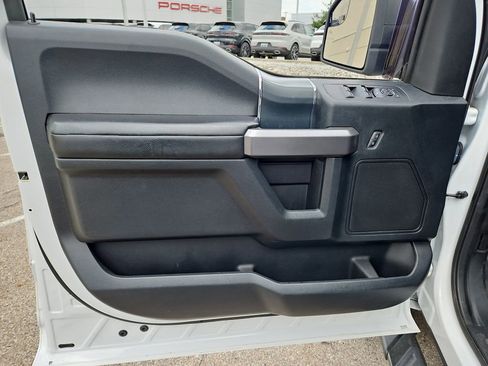 Used 2019 Ford F150 XLT w/ Equipment Group 302A Luxury AWD/4WD image 27