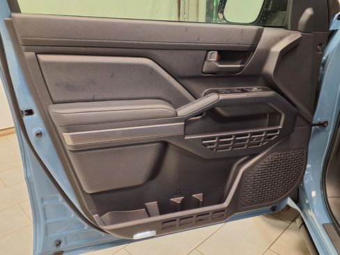 New 2026 Toyota 4Runner SR5 AWD/4WD image 27