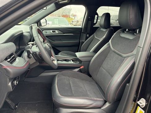 Used 2026 Ford Explorer ST image 12