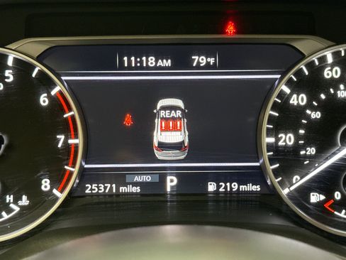 Used 2024 Nissan Rogue S AWD/4WD image 13