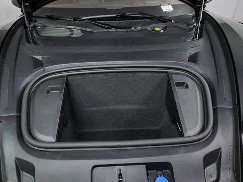 New 2026 Porsche Taycan AWD/4WD image 35