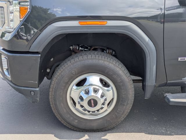 Used 2020 GMC Sierra 3500 Denali w/ Denali Ultimate Package AWD/4WD image 10