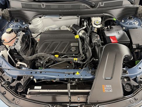 Certified 2025 Buick Envista Preferred FWD image 11