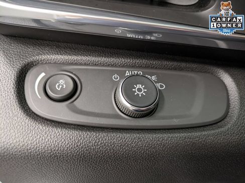 Used 2024 Buick Envista Preferred w/ Convenience I Package FWD image 22