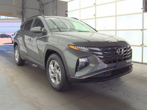 Used 2023 Hyundai Tucson SEL AWD/4WD image 2