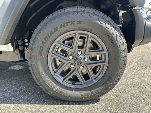 New 2026 Jeep Wrangler Sport AWD/4WD image 32